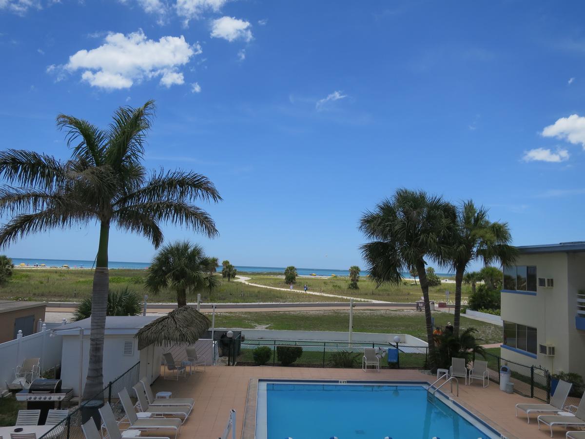 Arvilla Resort St. Pete Beach Exterior foto
