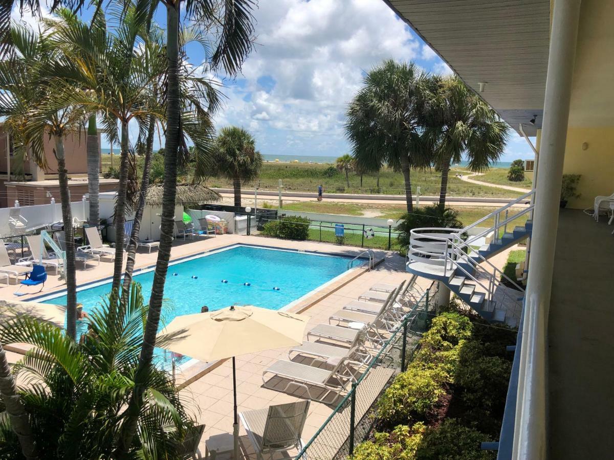 Arvilla Resort St. Pete Beach Exterior foto